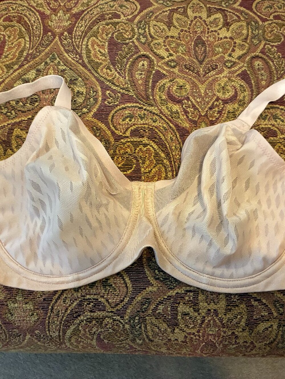 Wacoal Women's Elevated Allure 855336 Bra 36DD
